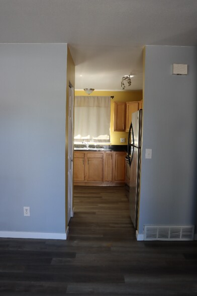 Building Photo - 16678 E Arkansas Dr