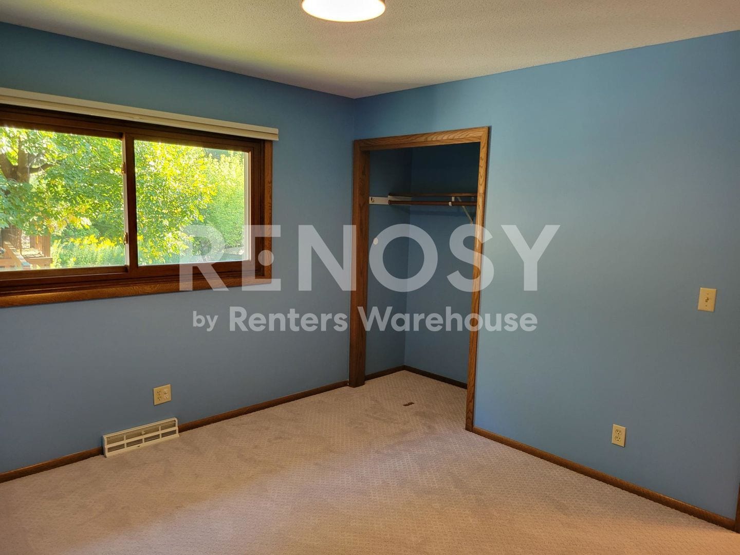 Building Photo - 5408 Creekview Ln-