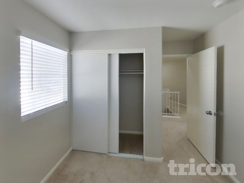 Building Photo - 1300 Pecan Tree Ct