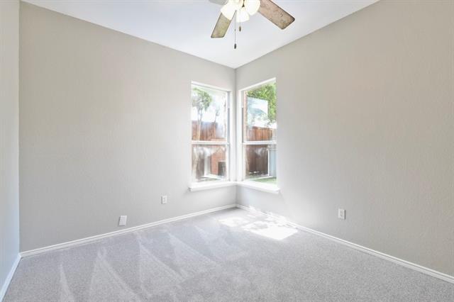Building Photo - 8105 Fireside Dr