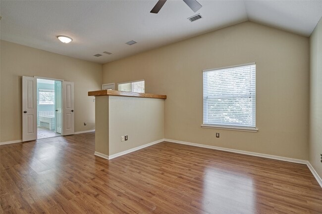 Building Photo - 59 W Gaslight Pl