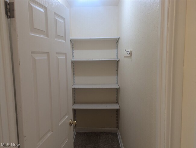 Building Photo - 11750 Peckham Ave