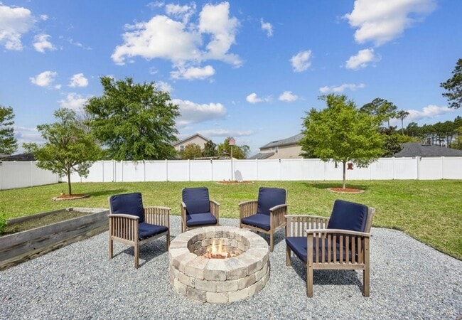 Building Photo - 86167 Amaryllis Court