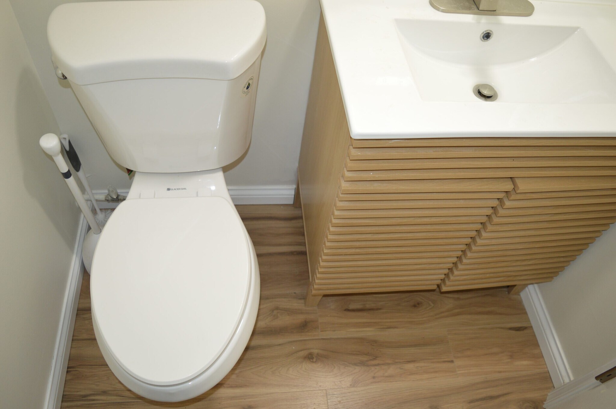 Building Photo - 328 N Allen St