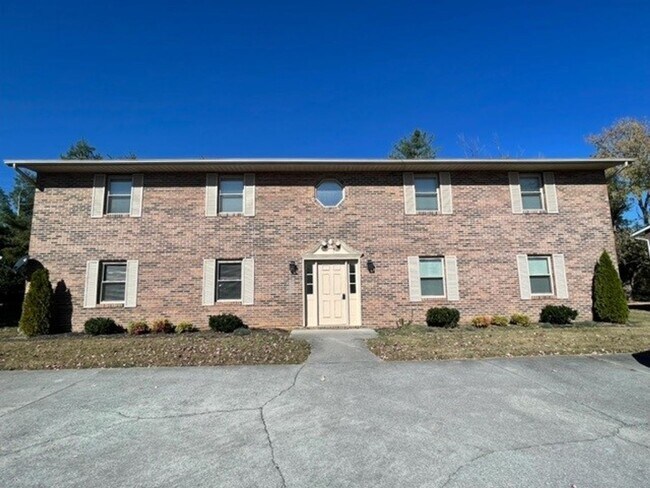 Primary Photo - 4809 Cannon Ridge Dr