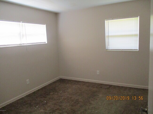 Building Photo - 7474 Centauri Rd