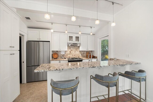 Building Photo - Downtown St. Augustine 2BD/2BA Historic Home