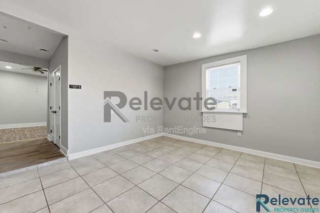 Building Photo - 2820 Q St