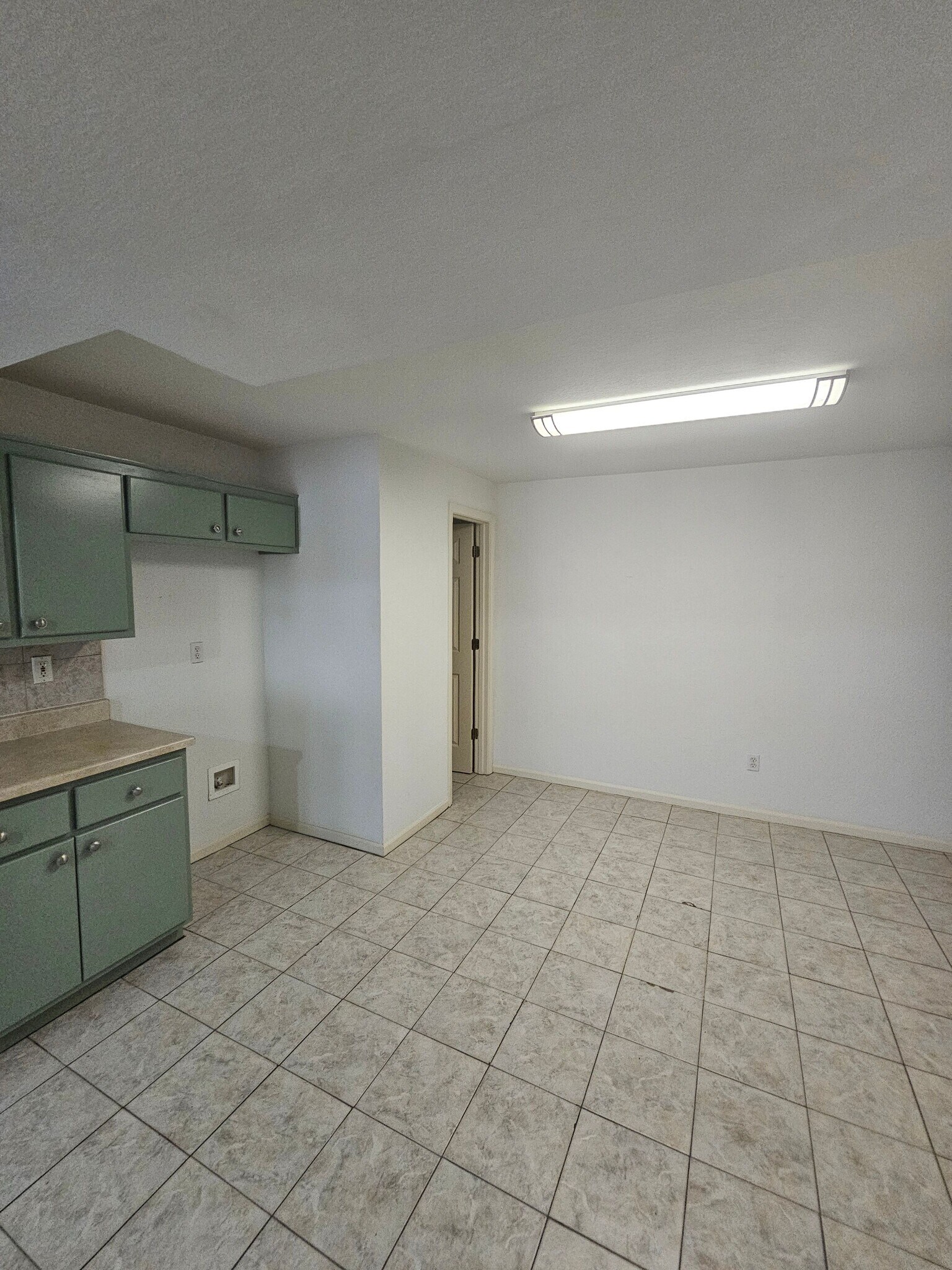 Building Photo - 801 Johnson Cir