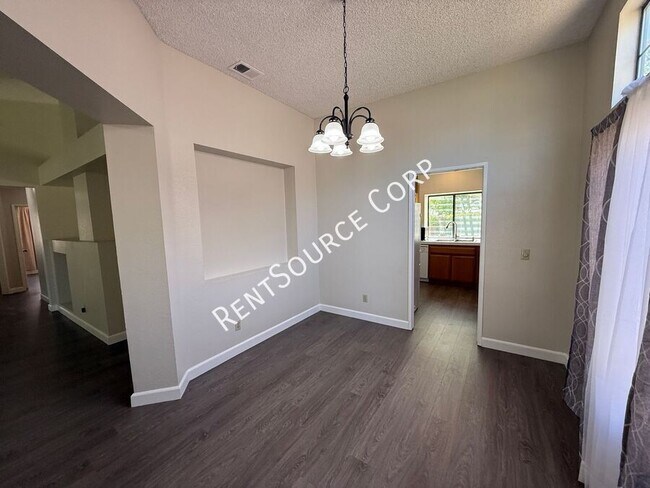 Building Photo - 44249 Halcom Ave