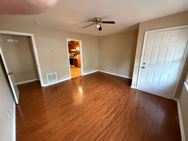 Building Photo - 45 Ezzard St