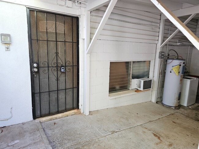 Building Photo - 1 Bed 1 Bath Apartment. No parking