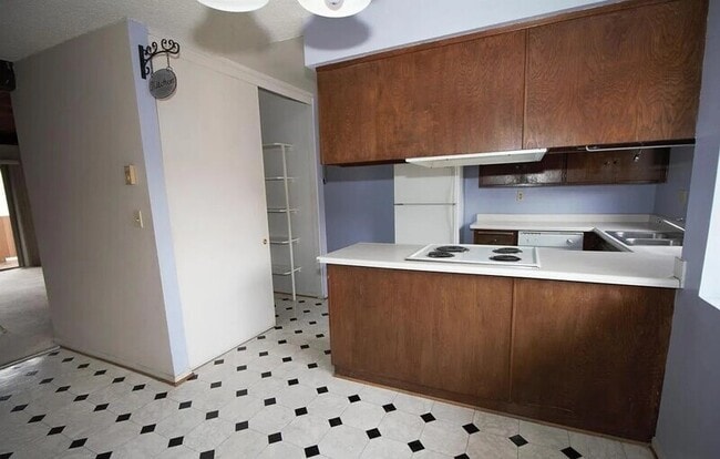 Building Photo - 409 Ellwood Beach Dr