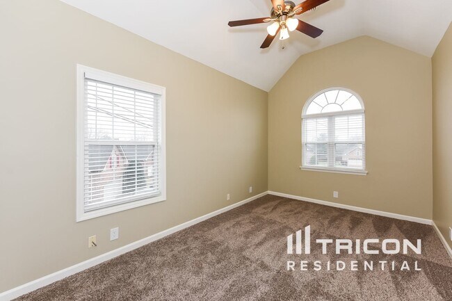 Building Photo - 104 Lindsey Dr