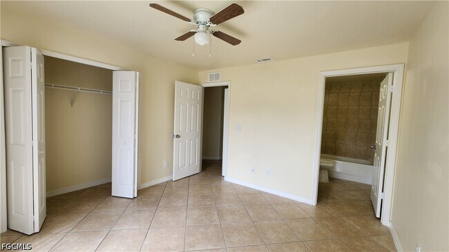 Building Photo - 2118 Snead Dr