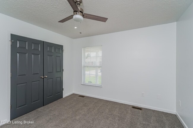 Building Photo - 249 Drake Dr