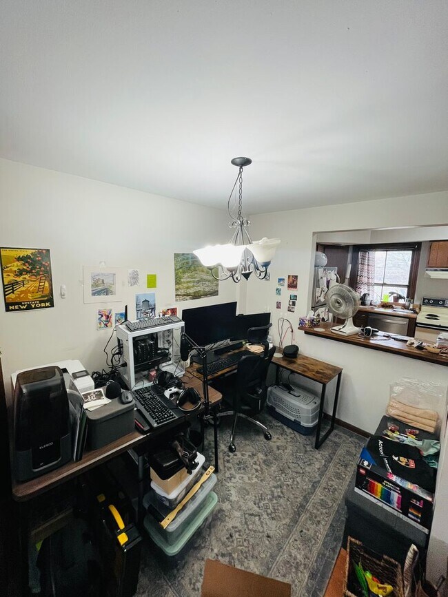 Building Photo - 366 Hamilton St