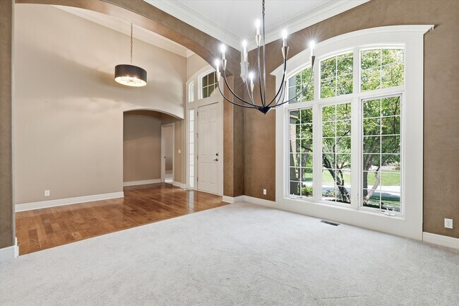 Building Photo - 9638 Zarda Dr