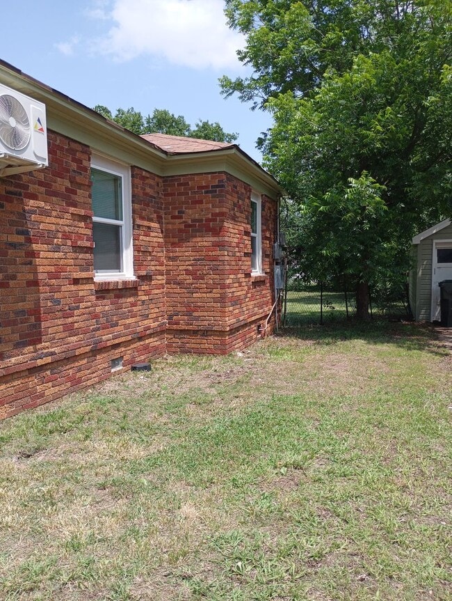 Building Photo - HIDDEN GEM! NEW REMODEL!!