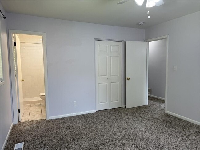 Building Photo - 3495 Creatwood Trail SE