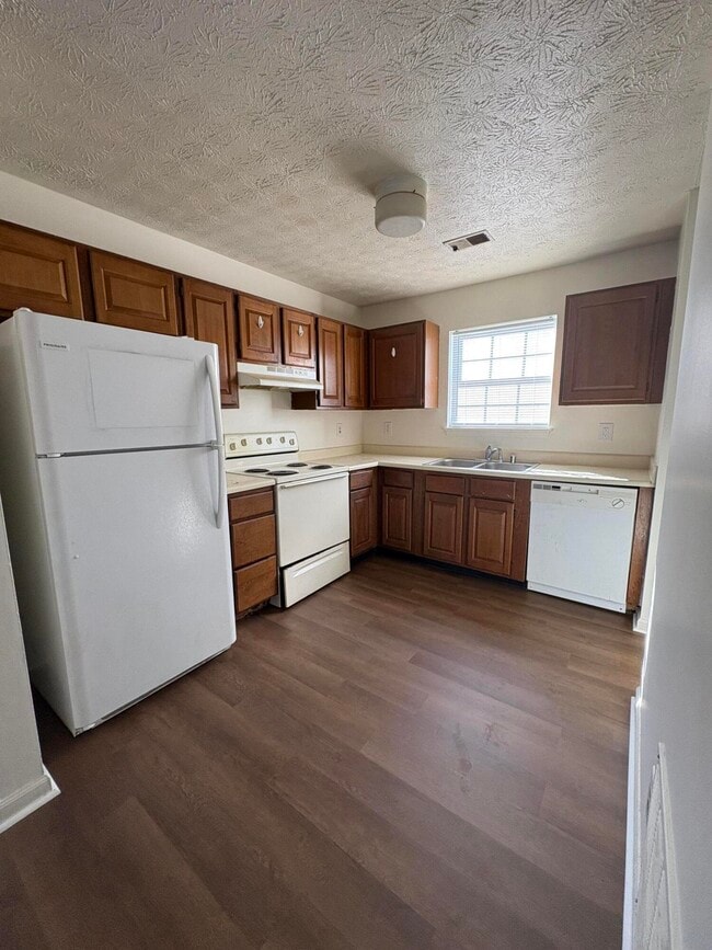 Building Photo - 757 Gatehouse Pl