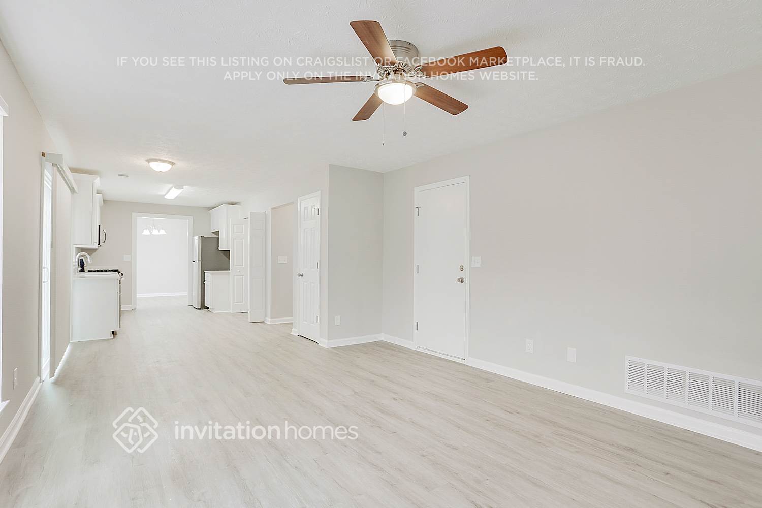 Building Photo - 6563 Eastbriar Dr