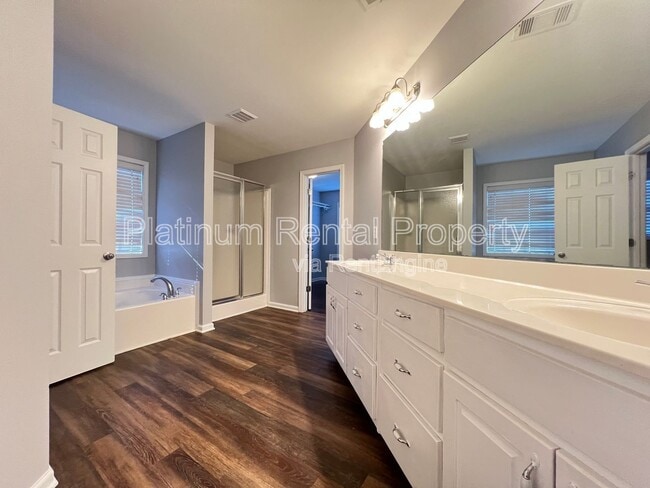Building Photo - 791 Glenns Farm Way