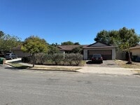 Building Photo - 4675 Verdugo Pl