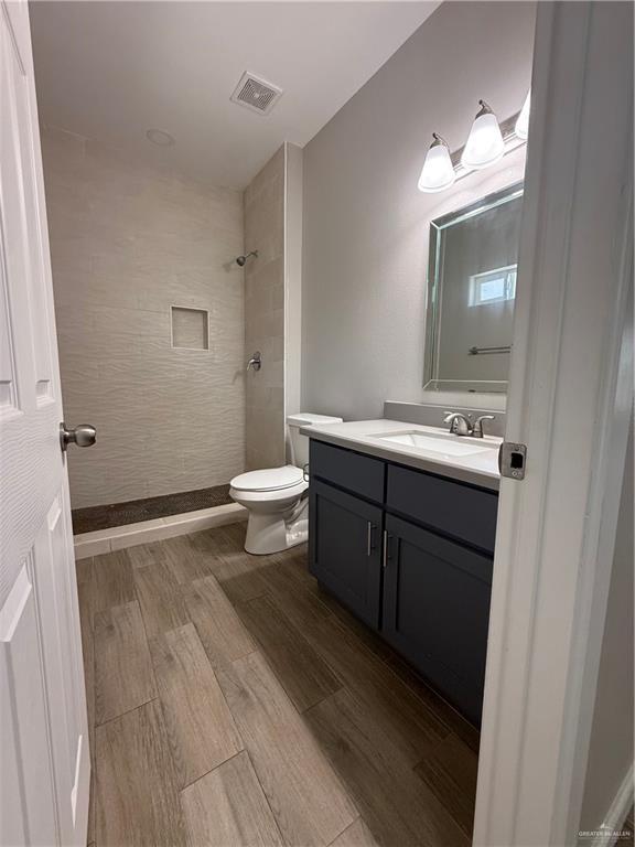 Building Photo - 6903 Venus Dr