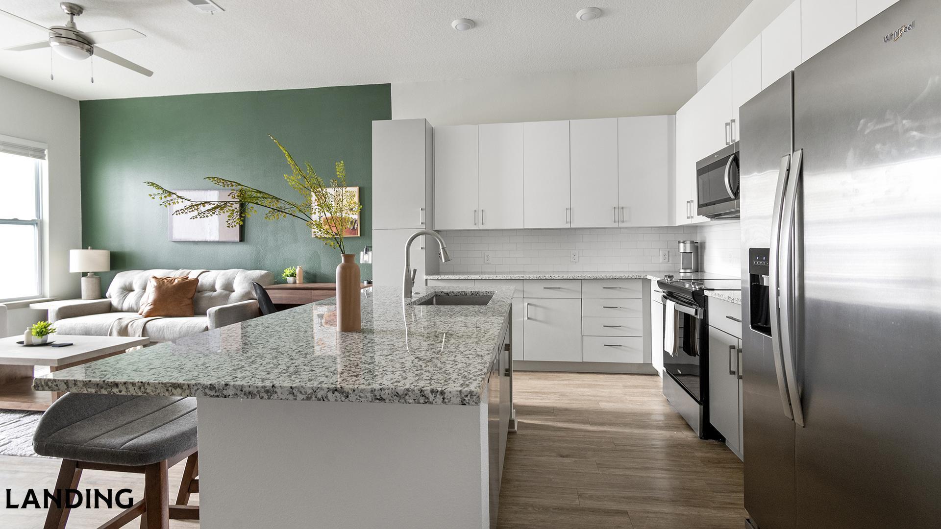 Building Photo - 7311 Baymeadows Way