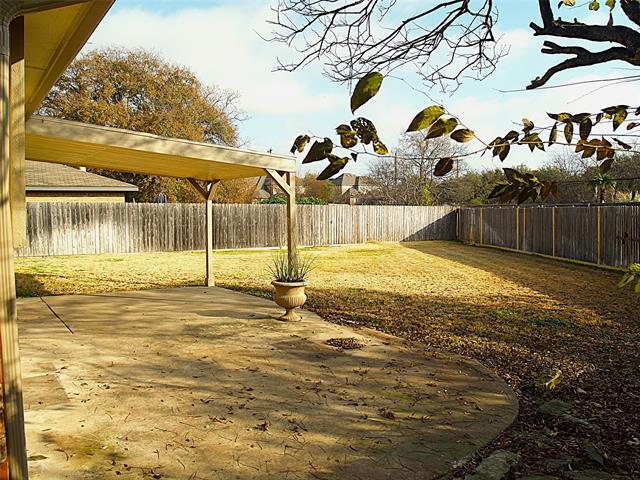 Building Photo - 5412 Briar Ln