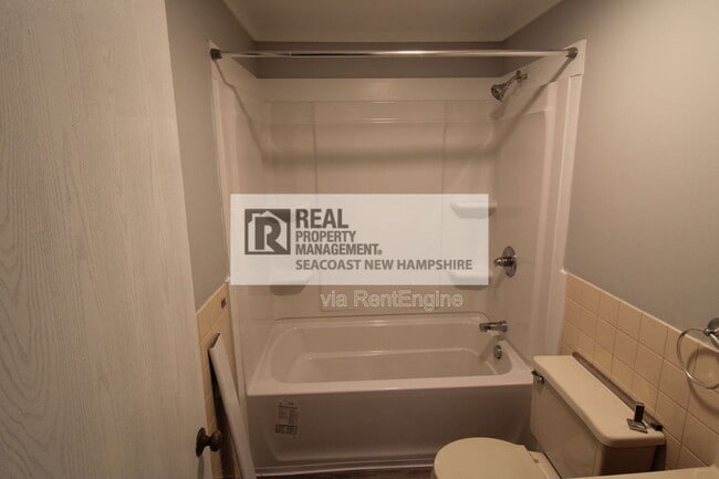 Building Photo - 21 Ellison Dr