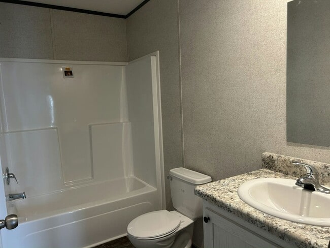 Building Photo - 14261 Isoba Ct