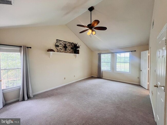 Building Photo - 3705 Aquia Dr