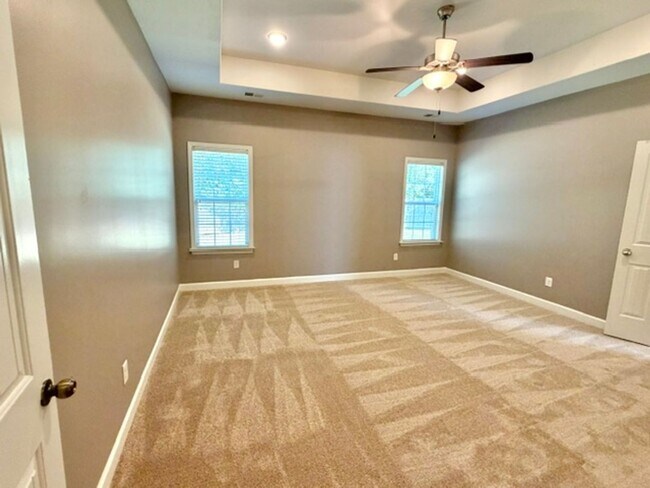 Building Photo - 4426 Davall Cir