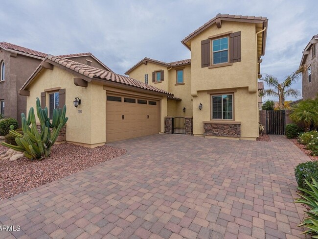 Building Photo - 4 Bedroom Single Family Home in Chandler