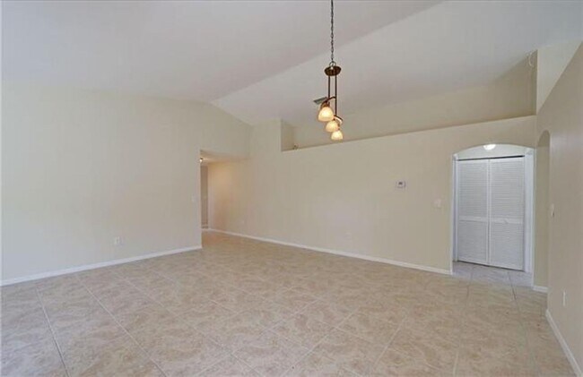 Building Photo - 13348 NW 13th St