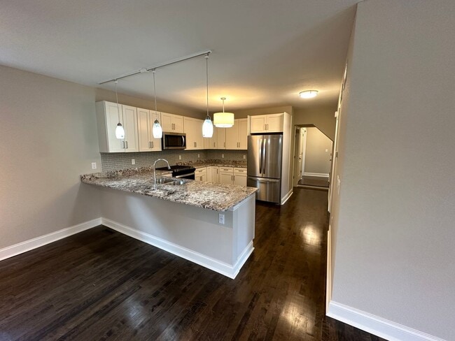 Building Photo - Port Washington Loft Duplex