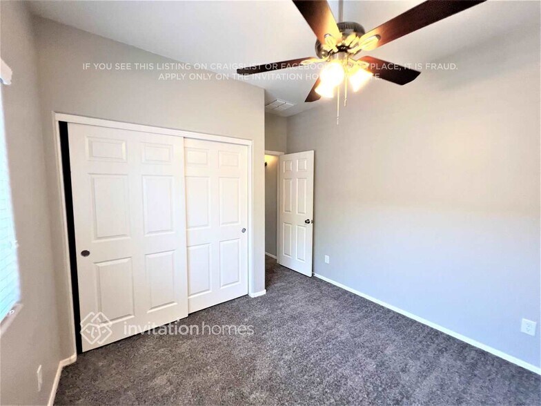 Building Photo - 15147 N 137th Ln