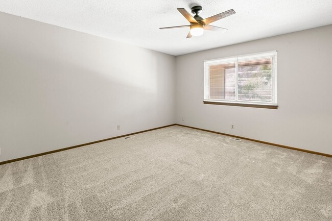 Building Photo - 9002 David Cir