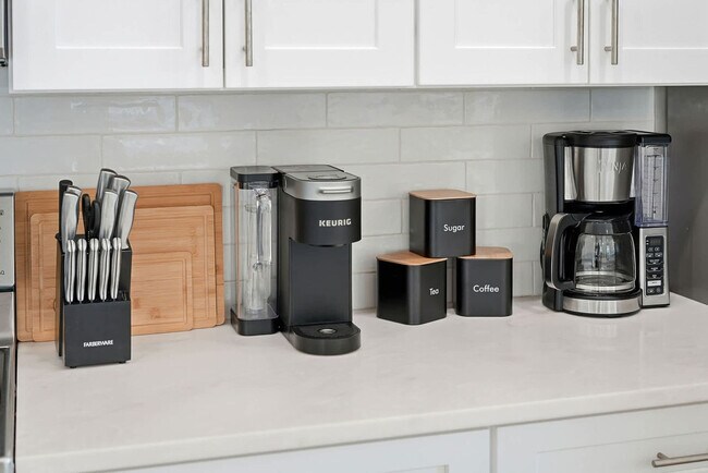 Building Photo - 21310 Pompano Ave