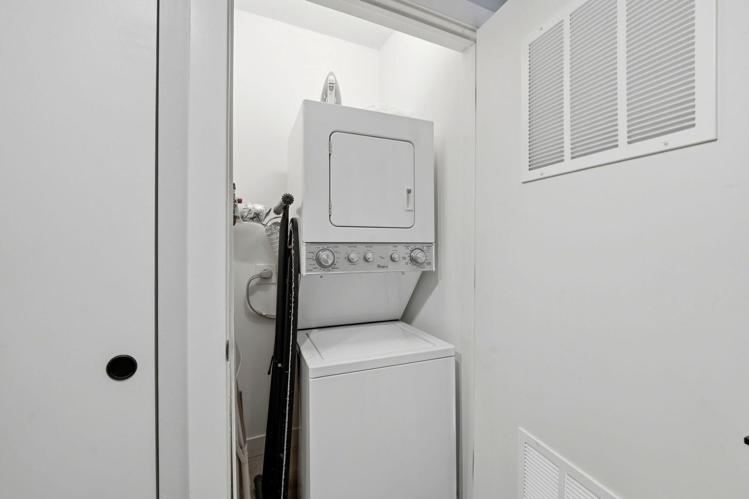 Building Photo - 417 S Dearborn St