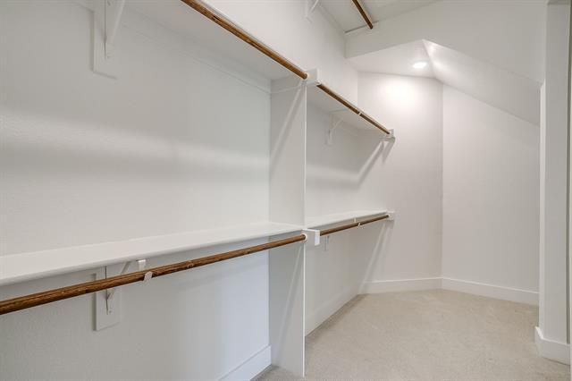 Building Photo - 9205 Cooper Ct