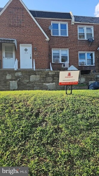 Primary Photo - 523 E Tabor Rd