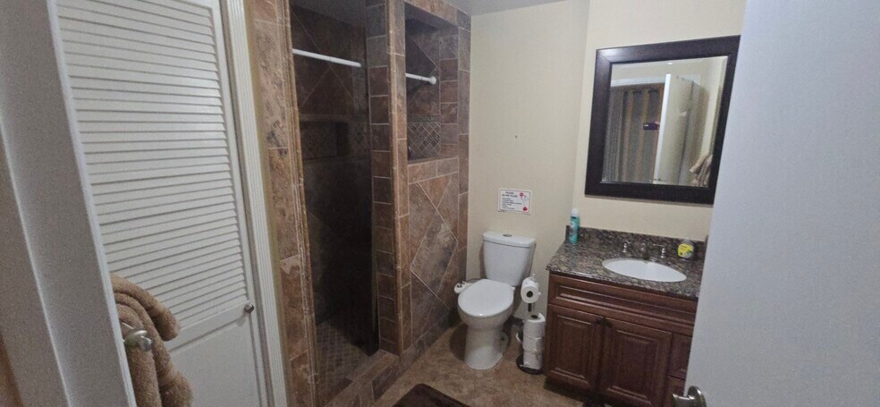 Building Photo - 3803 Lightning Ridge Way