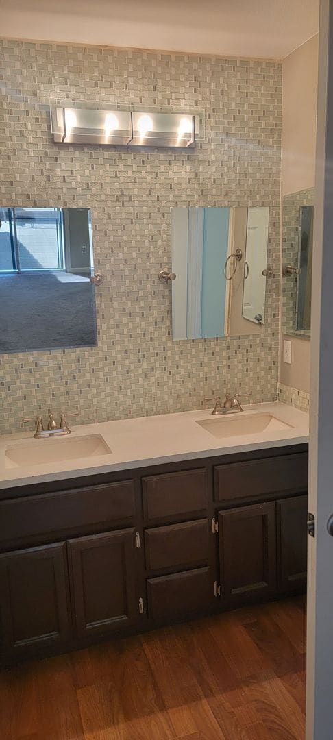 Building Photo - MOVE IN SPECIAL $500 OFF 2ND MONTH - 3 bedroom 2 bath Home in Antelope