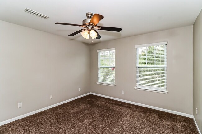 Building Photo - 11519 McDunkeld Dr