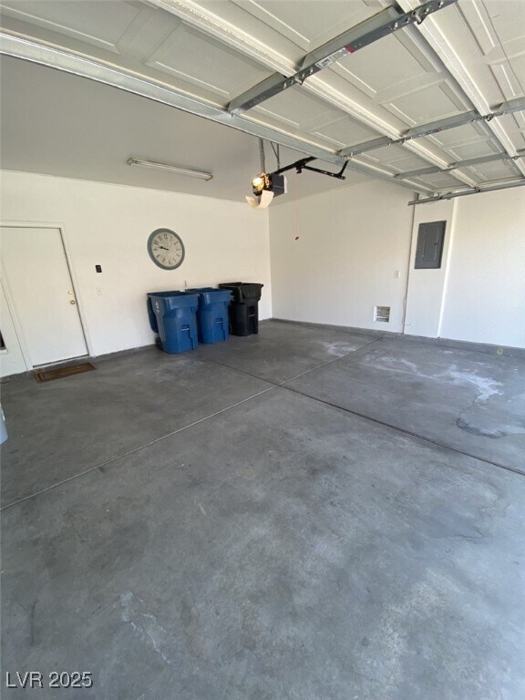 Building Photo - 3426 Famiglia Dr