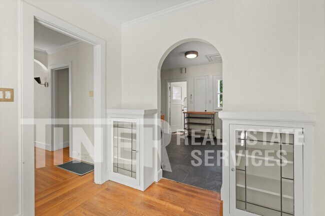 Building Photo - 516 San Miguel Way