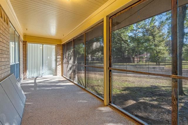 Building Photo - 1612 Canyon Oaks Dr